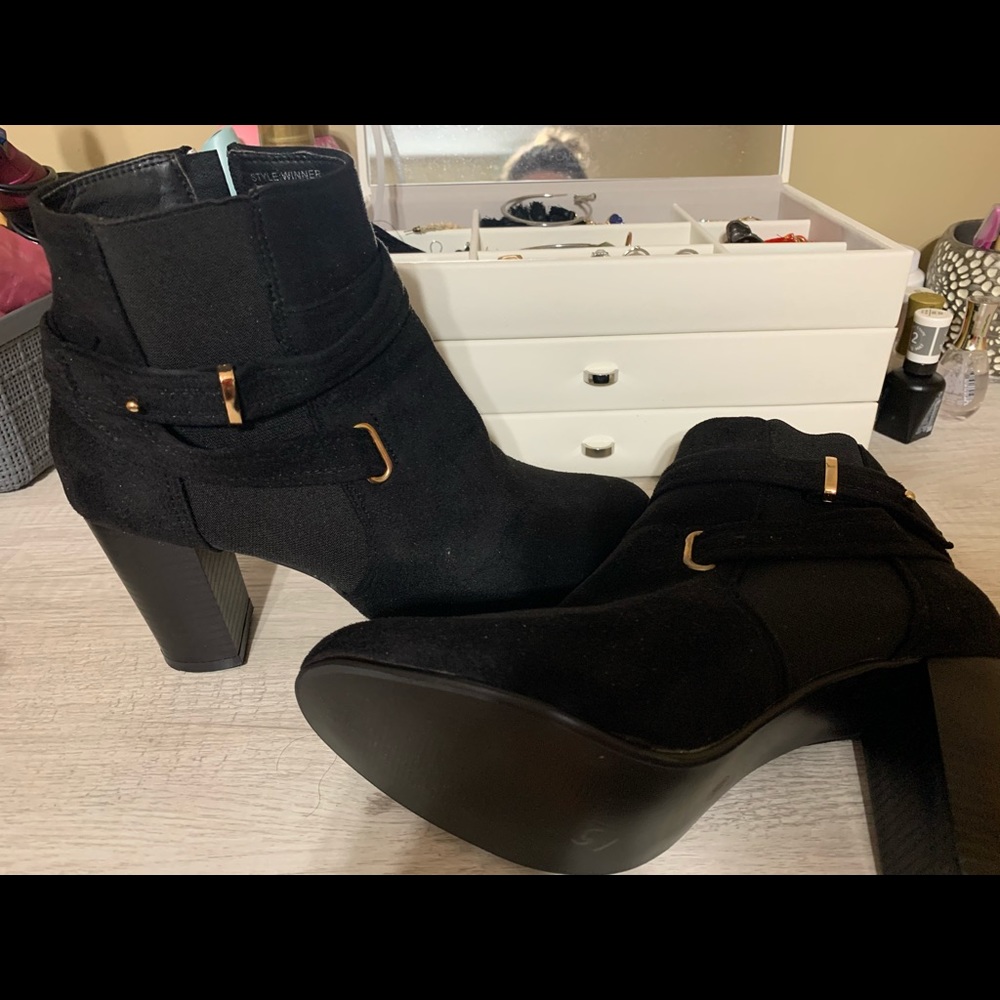 Ankle boots